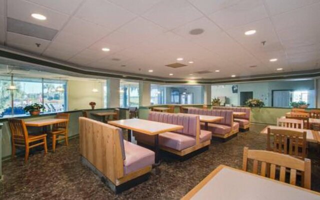 OYO Hotel Dundee By Crystal Lake