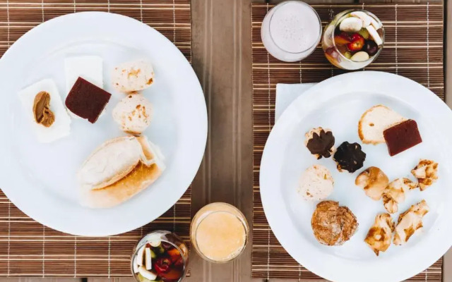 Pousada Viva - S¿Thom¿as Letras