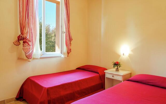 Belvilla by OYO Attractive Residence on Lake Garda