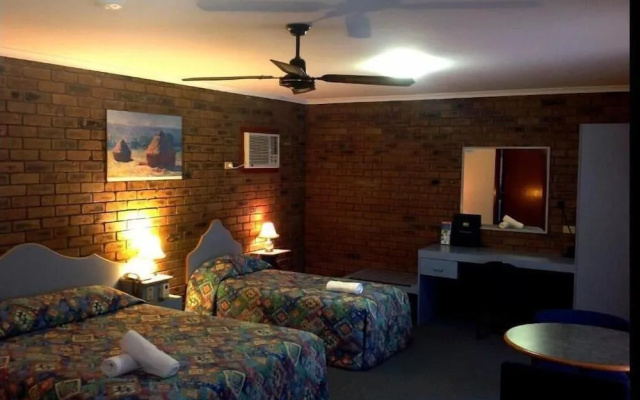Tooleybuc Motel