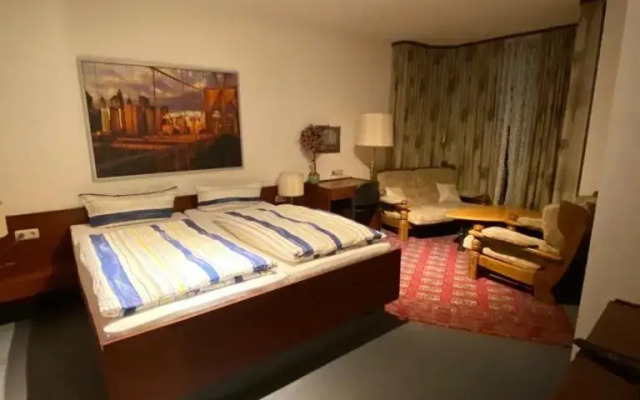 Hotel - Pension - Weller