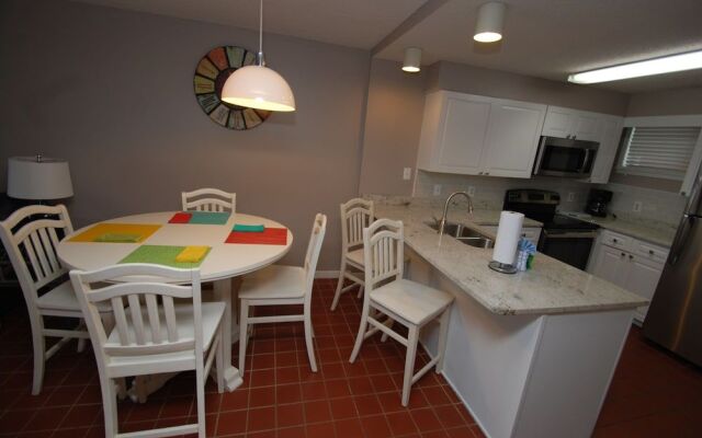 Buena Vista 104 by RedAwning