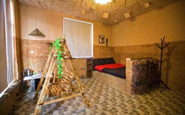 Ru Yi Ping An Hostel