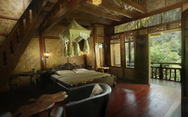 Kupu Kupu Garden Guest House & Cafe