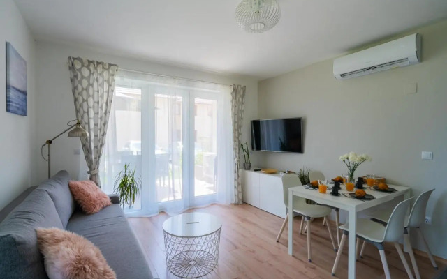 Captain’s Home Kenese Apartman
