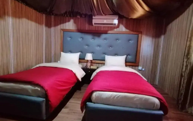 Sharah Luxury Camp