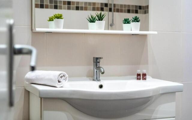 L'atelier T2 Spacieux Clim-Wifi-Netflix