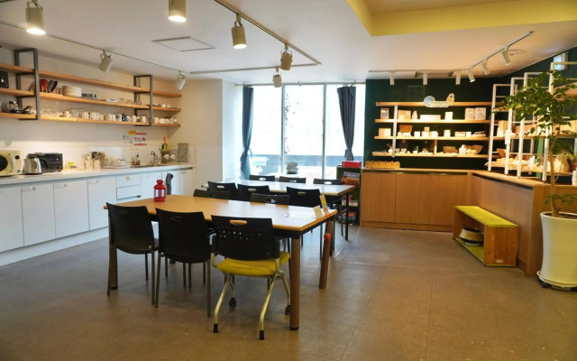 Empathy Dongseongro Guesthouse