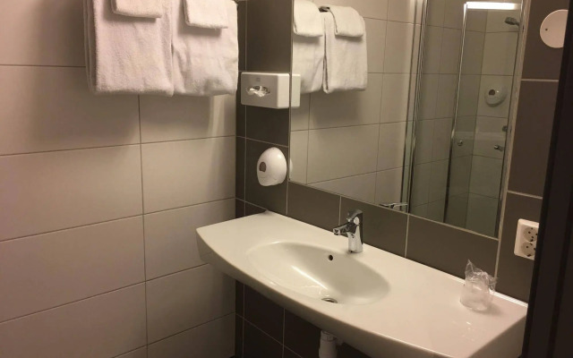 Hjorten Hotell Hitra