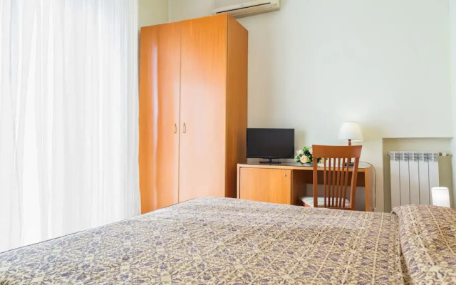 Hotel Holidays