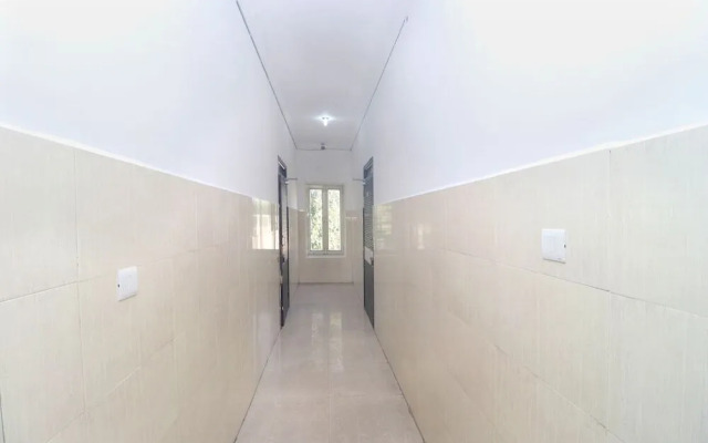 OYO 19318 Jn Residency