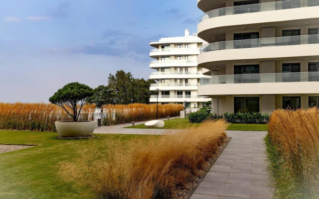 Apartment in Rogowo Near Beach and Lake