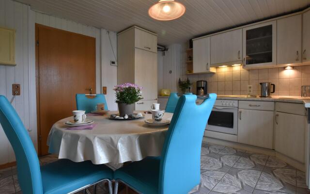 Moderne Ferienwohnung mit Grill in Rakow