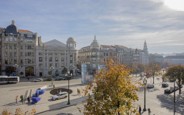 Liiiving - Aliados Luxury Apartment II