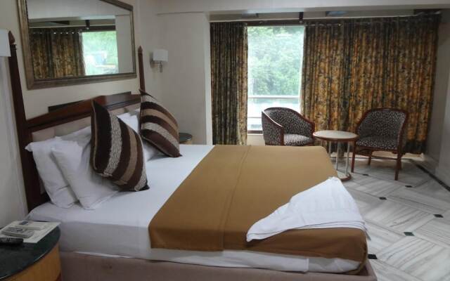 Royal Park Hotel
