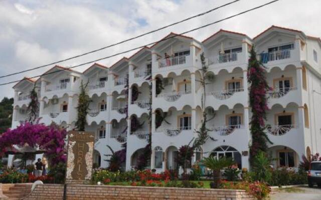 Haris Hotel Apartments