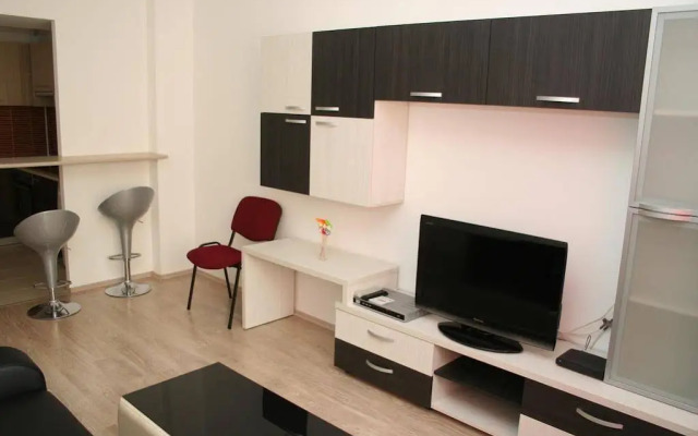 Top Rooms Aparthotel