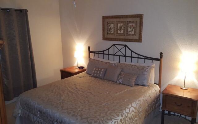 Lucaya Village 3 Bedroom