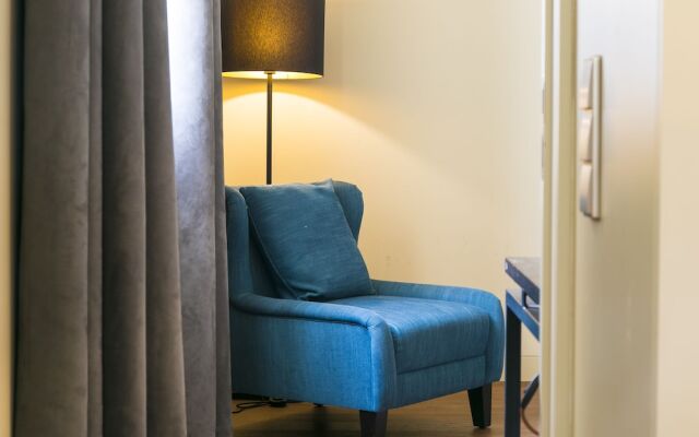 ALTIDO Classy 1BR Apt by the Jardim Dom Luis, in Cais do Sodré