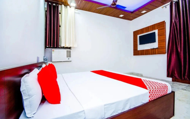 Hotel Mubarak by OYO Rooms