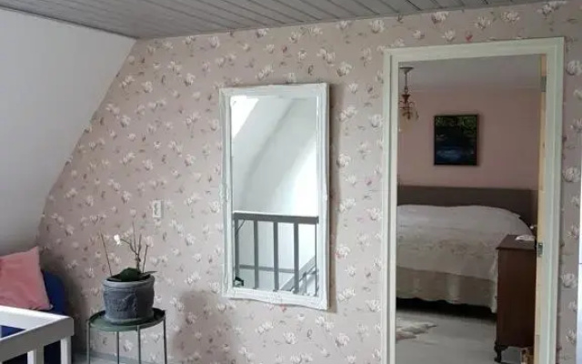TERP WONING bij Schiermonnikoog "Op de Terp" Noordoost Friesland