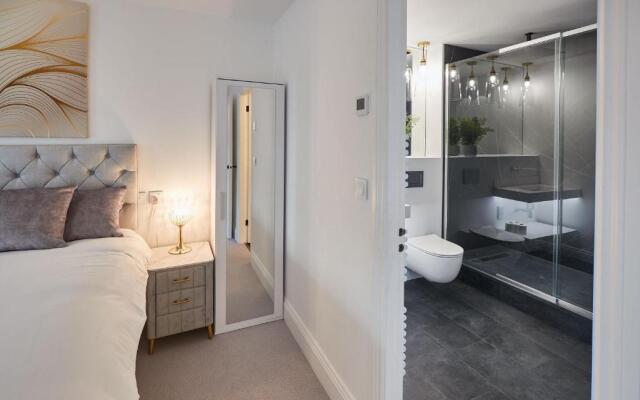 Host Stay Oxford House
