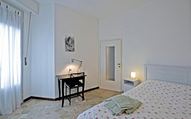 3 bedroom Apartment, Milano, Italia