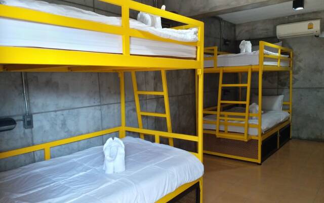 Chang Hostel Suvarnabhumi