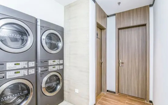 HanTing Hotel (Beijing Daxing Caiyu)