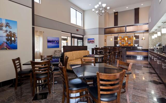 Best Western Bayou Inn & Suites