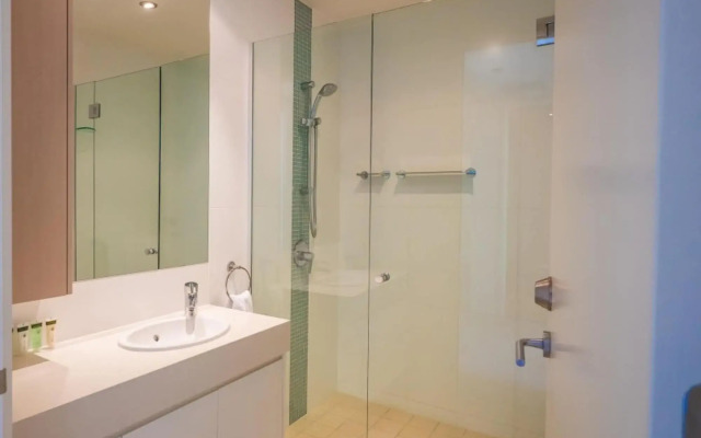 White Shells Luxury Apartments