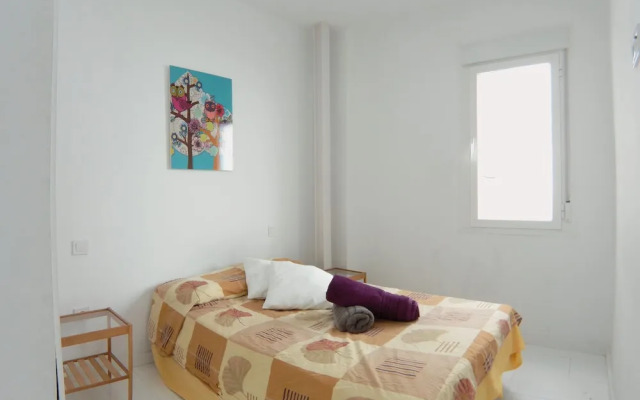 Apartamento de 2 Habitaciones en Puerta del Angel AZ1B