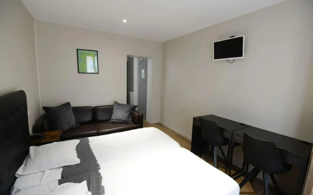Lafayette Hotel