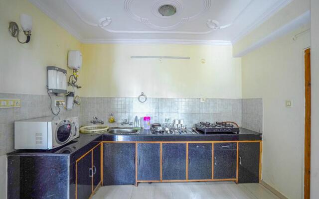 Shimla Woods 2BHK by Dumnu Homes