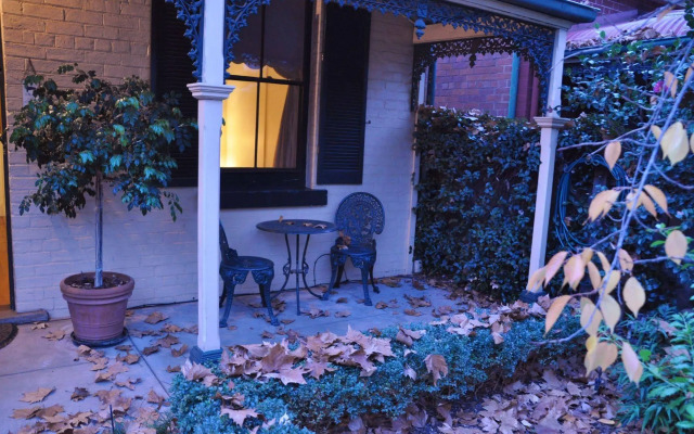 Best Street Bed & Breakfast