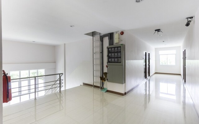 Mai Thai Place by OYO Rooms