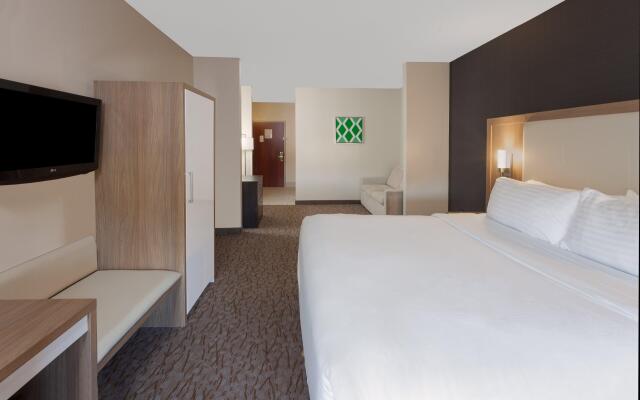 Holiday Inn Express Hotel & Suites Dayton West - Brookville by IHG