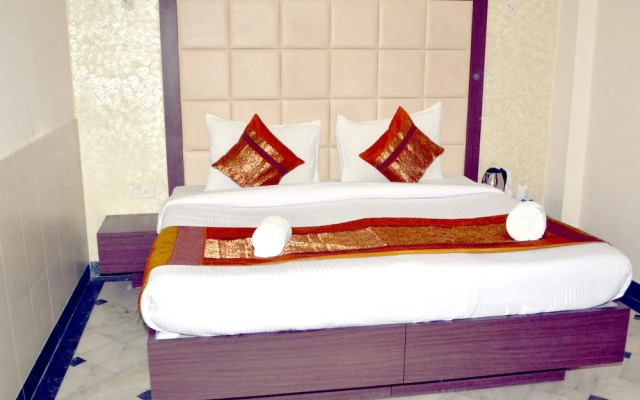 Optimum Sheela Inn @ Taj
