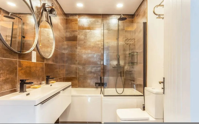 Crazy Fox Garden Cabin - From 120 Per Night