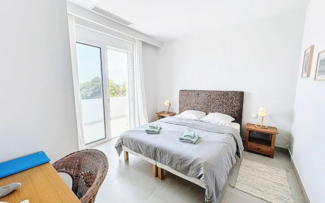 Modern VIP Villa 100 Privacy Stunning Views