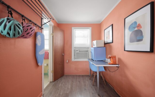 The Florida Motel - Unit 6