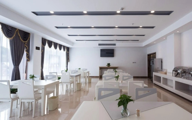 GreenTree Inn Changzhou Zhongwu Avenue Jiangsu University of Techonology Express Hotel