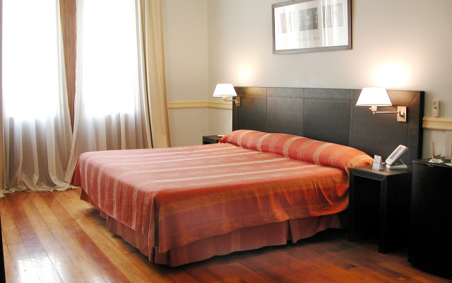 Up Tribeca Hotel