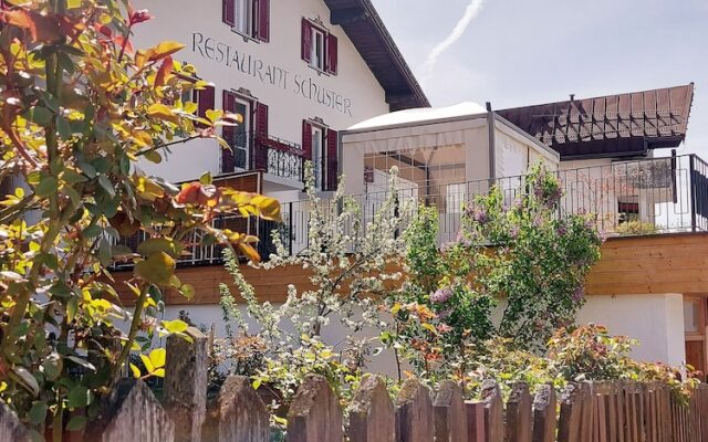 Hotel Schuster
