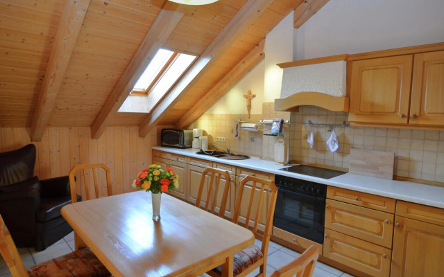 Restful Apartment with Sauna, bubble bath, Fitness Room, Balcony