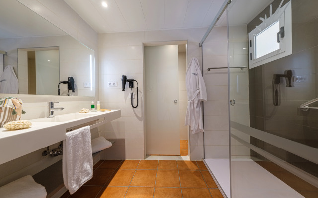 Oassium Hotel At Estival Park - Adults only