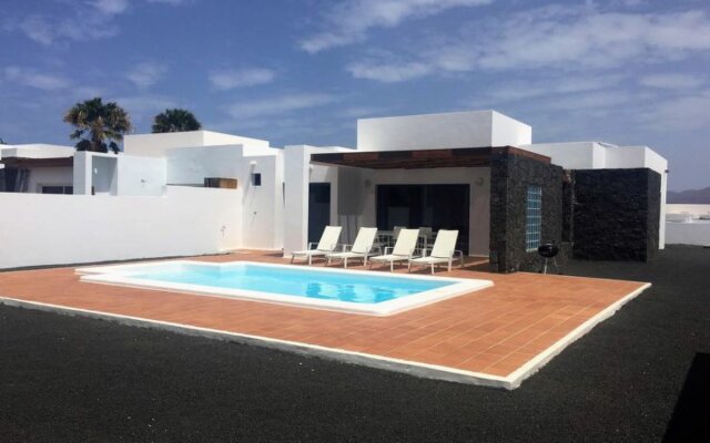 House Aroa Playa Blanca