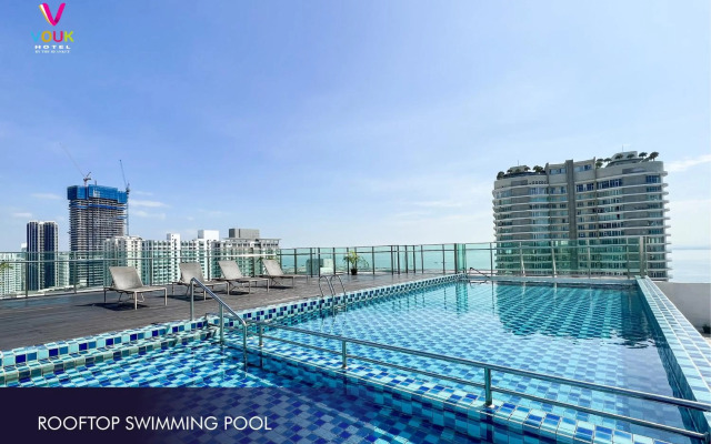 Vouk Hotel Suites