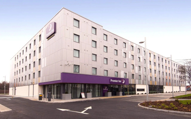 Premier Inn London Heathrow Airport Terminal 5 Hotel