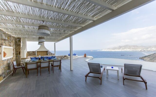 Naxos Rock Villas